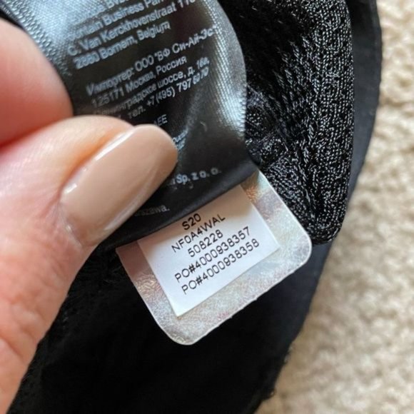 The North Face Paramount 3.0 black convertible pants shorts hiking - Picture 8 of 9